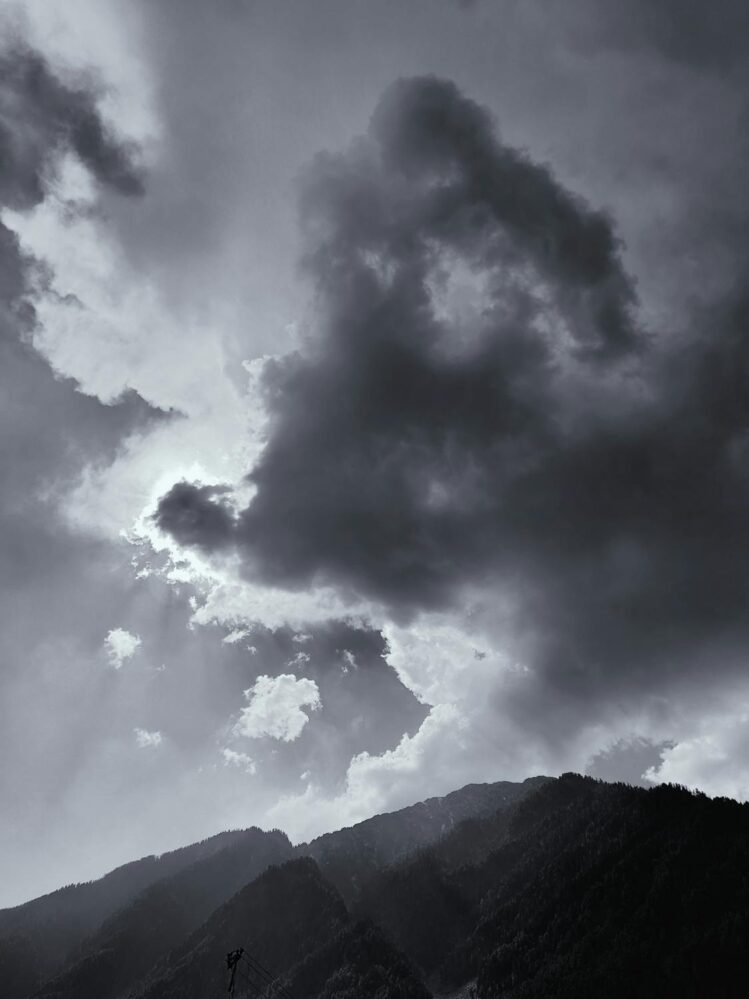 Kashmir travel packages